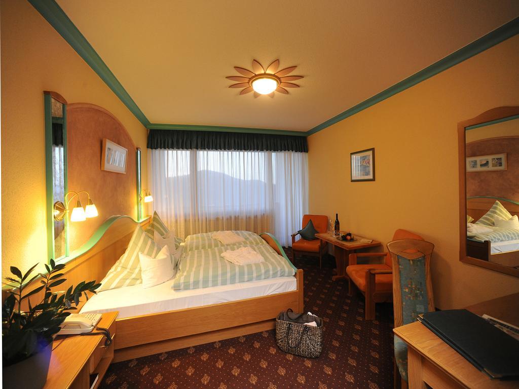 Wellness- Und Ferienhotel Waldesruh Bodenmais Pokoj fotografie